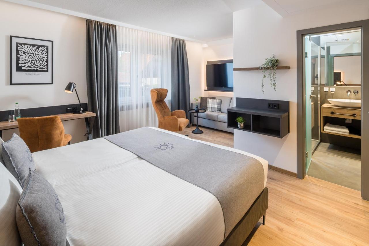 Neuendettelsau Landhotel Sonne מראה חיצוני תמונה
