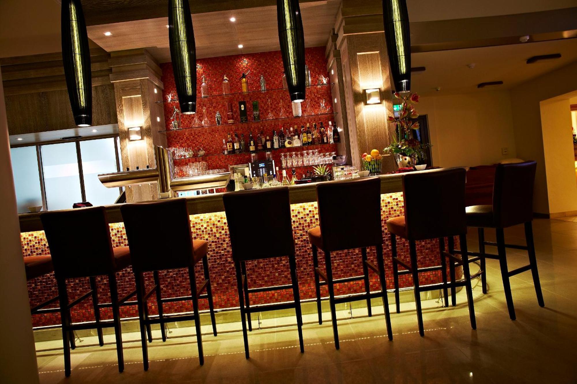 Neuendettelsau Landhotel Sonne מראה חיצוני תמונה