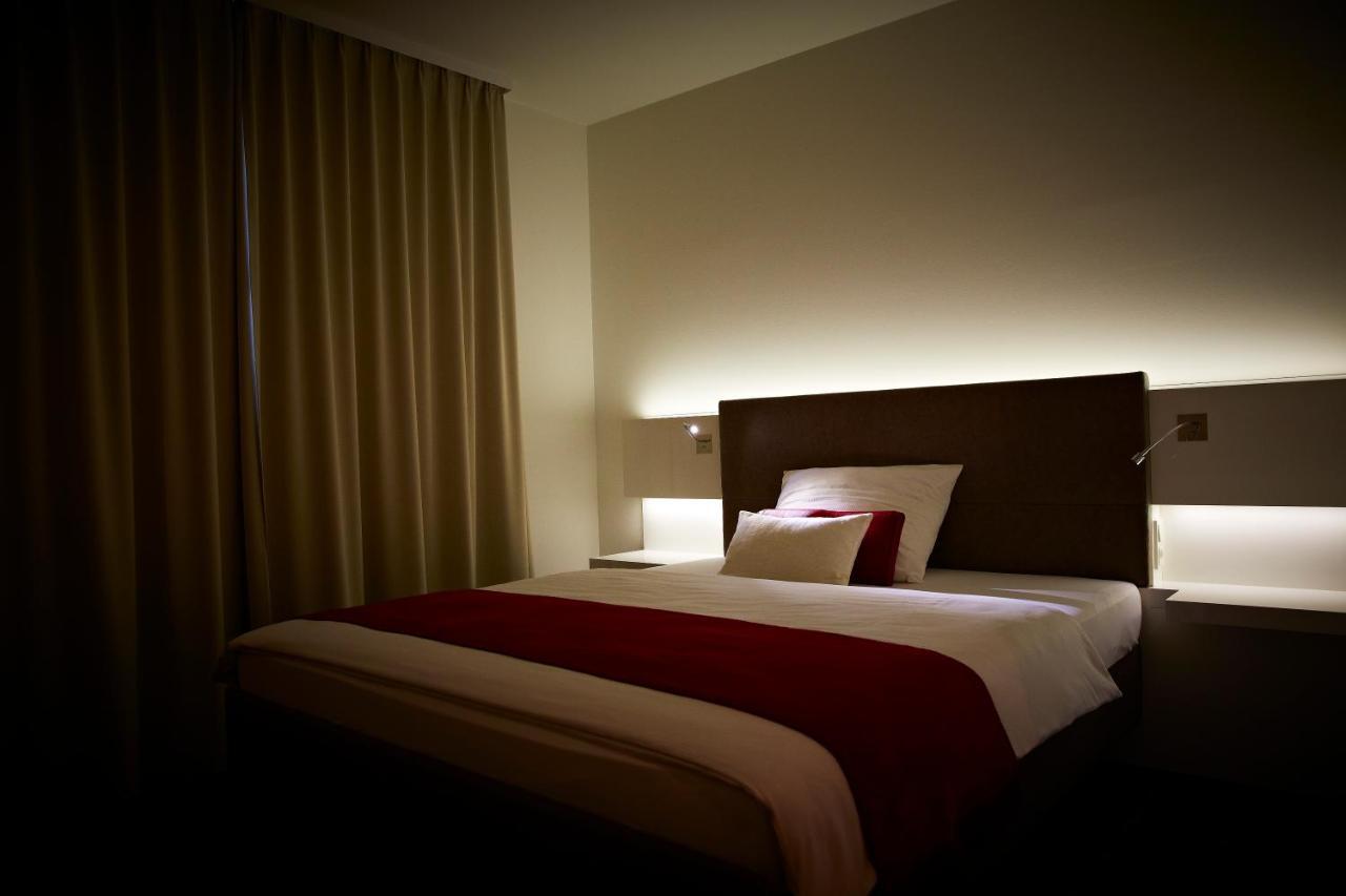 Neuendettelsau Landhotel Sonne מראה חיצוני תמונה